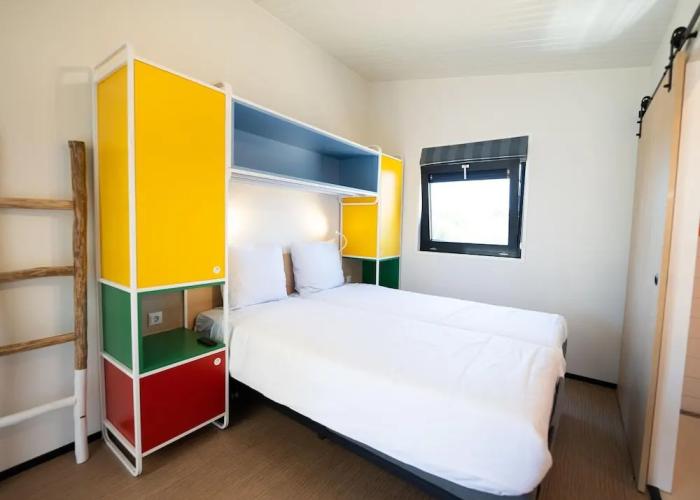 Lodge Suitable for Disabled People Beach at 500 m