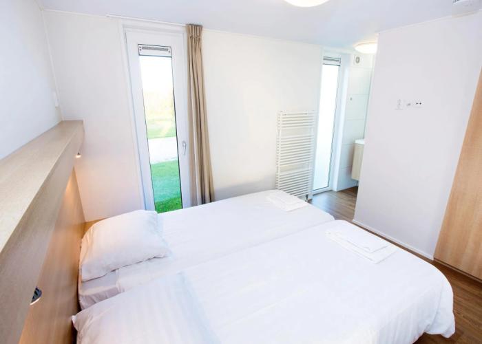 Modern Lodge With two Bathrooms, Near the Beach