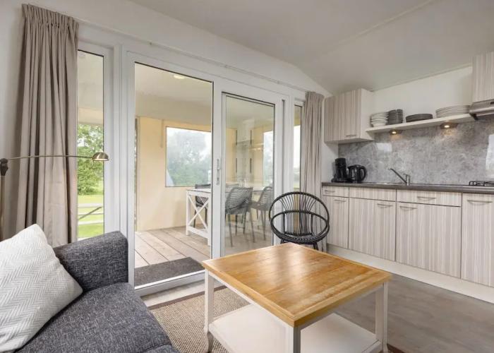 Nice Chalet With Wifi, at Just 1 km From the Beach