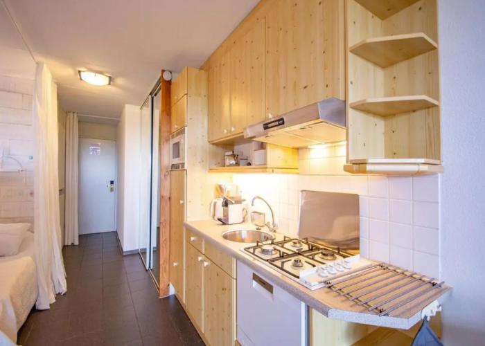 Apartment With Kitchen