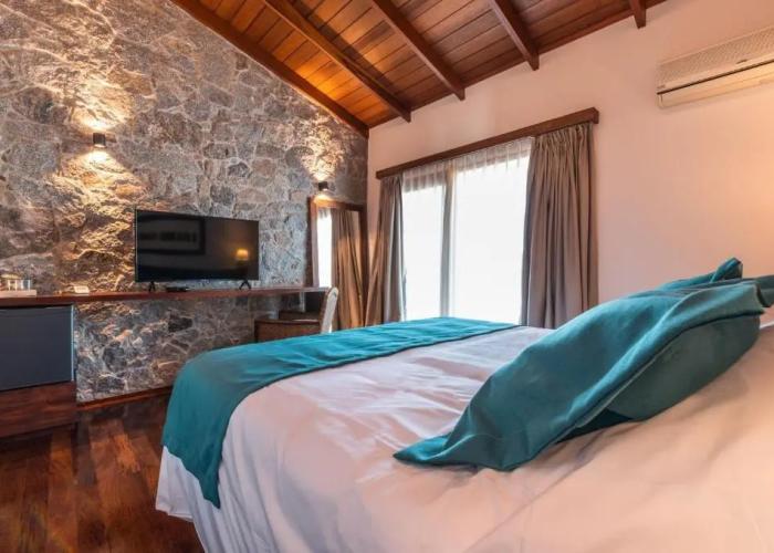 Bemar Carmelo Hotel