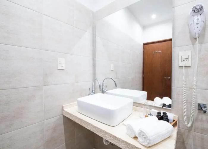 Bemar Carmelo Hotel
