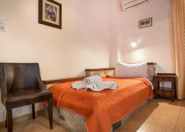 Aktaion Hotel