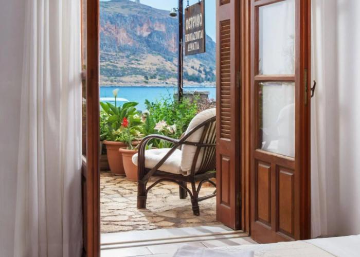 Petrino Guesthouse
