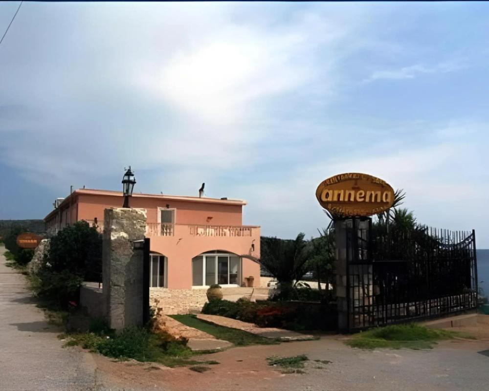 Annema Hotel