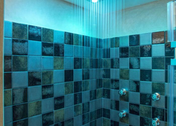 Moni Emvasis Luxury Suites