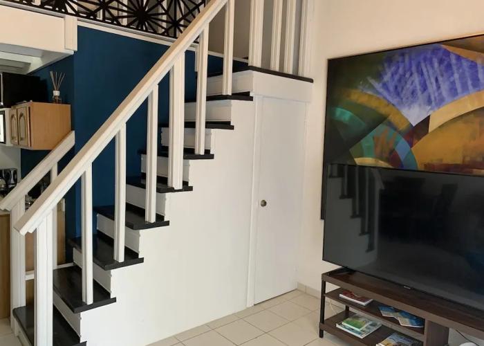 Cozy one-bedroom & mezzanine apartment
