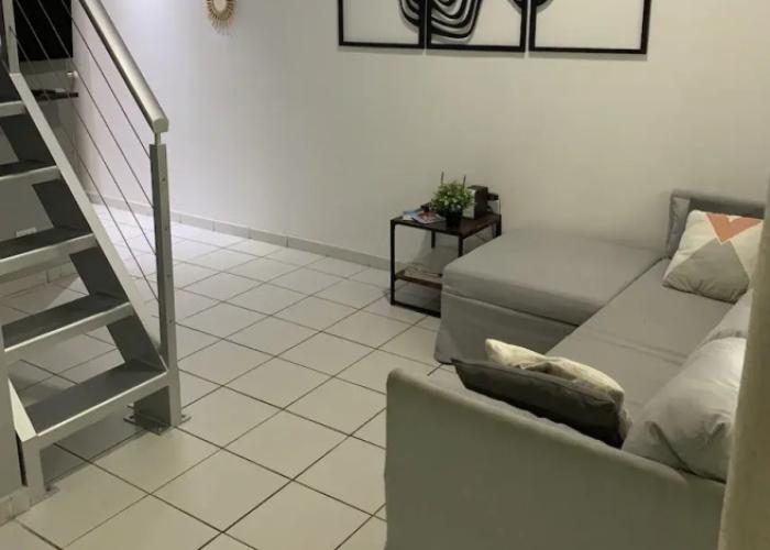 Cozy one-bedroom & mezzanine apartment