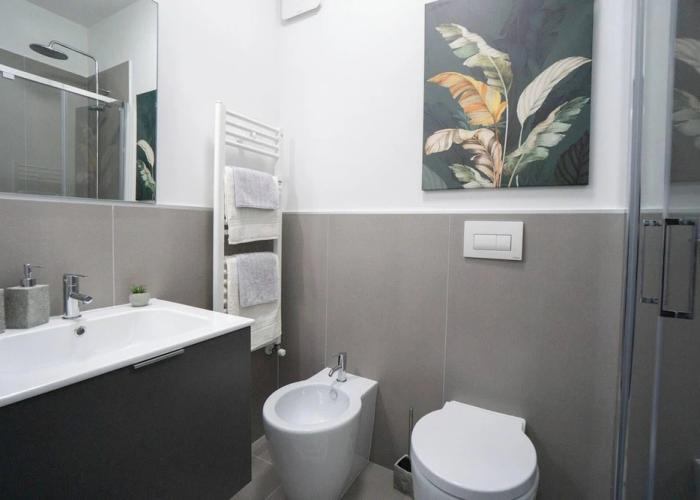 Charming and Modern Three-bedroom Apartment in the Heart of the City of Asti