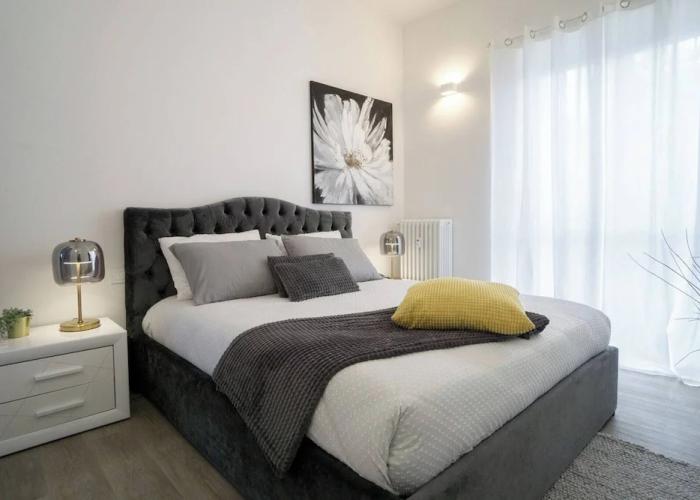 Charming and Modern Three-bedroom Apartment in the Heart of the City of Asti