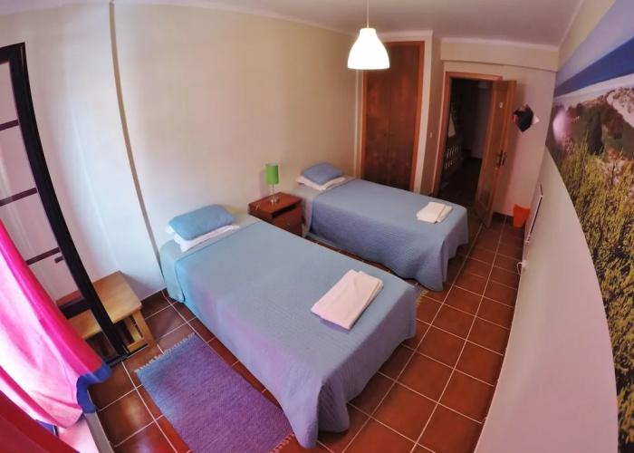 Supertubos Beach Hostel