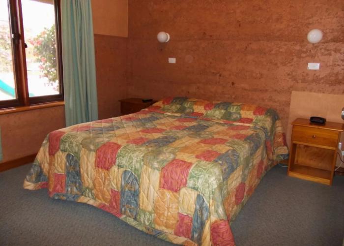 Mud Hut Motel