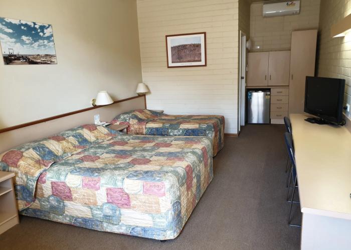 Opal Inn Hotel Motel
