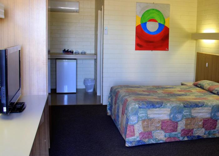 Opal Inn Hotel Motel