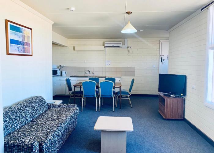 Opal Inn Hotel Motel