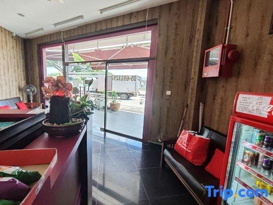 Hotel Kuang Hua Sitiawan Near to Unikl-Mimet