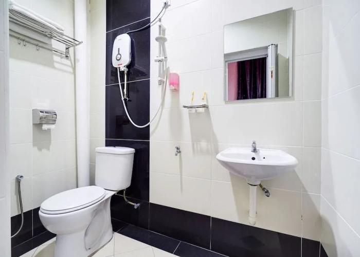Hotel Kuang Hua Sitiawan Near to Unikl-Mimet