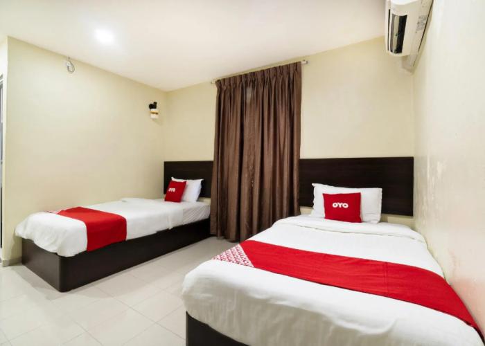 OYO 89960 Manjung Inn Hotel