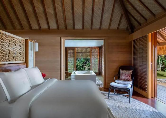 Four Seasons Resort Bora Bora