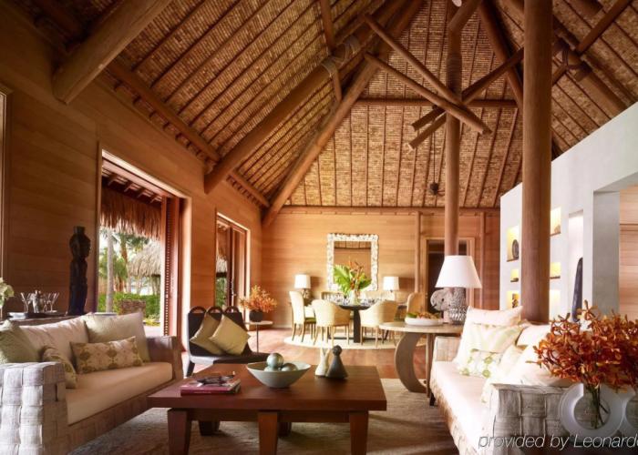Four Seasons Resort Bora Bora