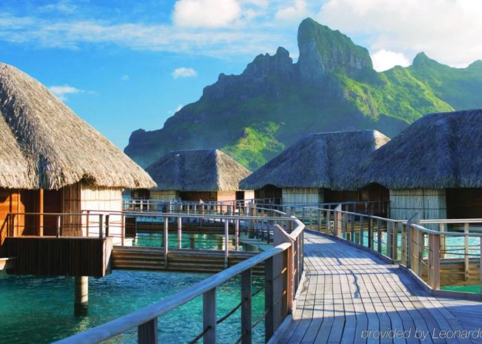 Four Seasons Resort Bora Bora