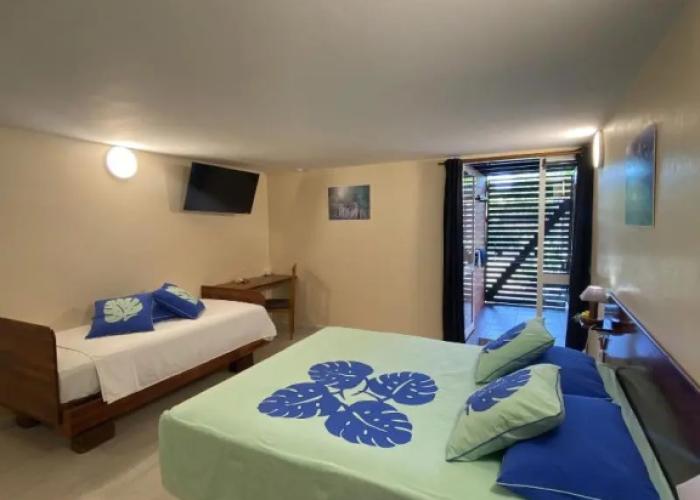 Bora Bora Holiday's Lodge and Villa