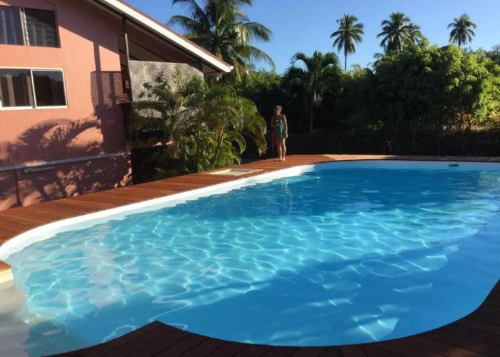 Bora Bora Holiday's Lodge and Villa