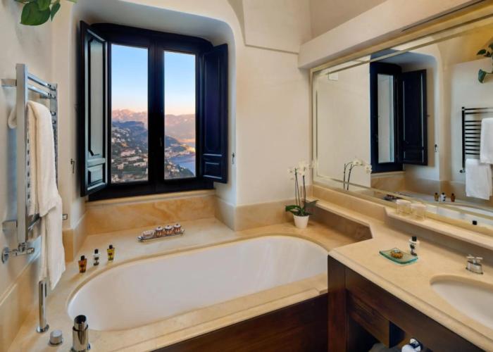 Monastero Santa Rosa Hotel & Spa