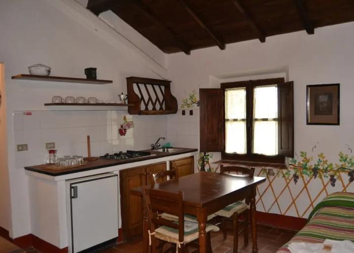 Two-room Apartment in Tuscany Country Style