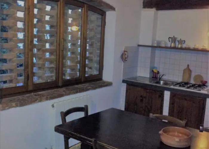 3 Rooms Flat in a Green Tuscany Valley