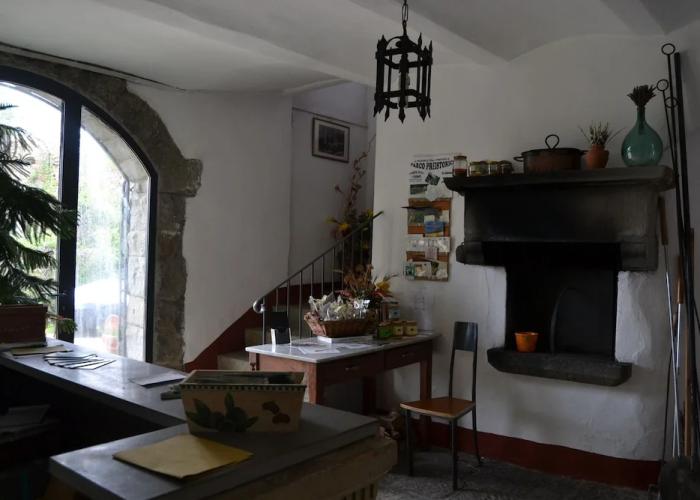Two-room Charming Apartment in Tuscan Rustic Style