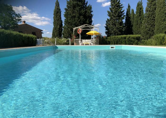 With Pool and air Conditioning