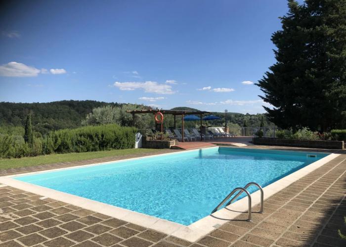 With Pool and air Conditioning