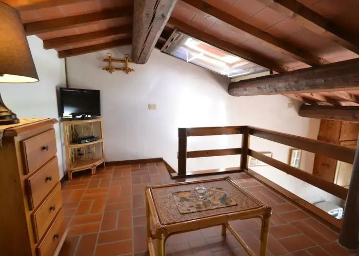 With Pool and air Conditioning