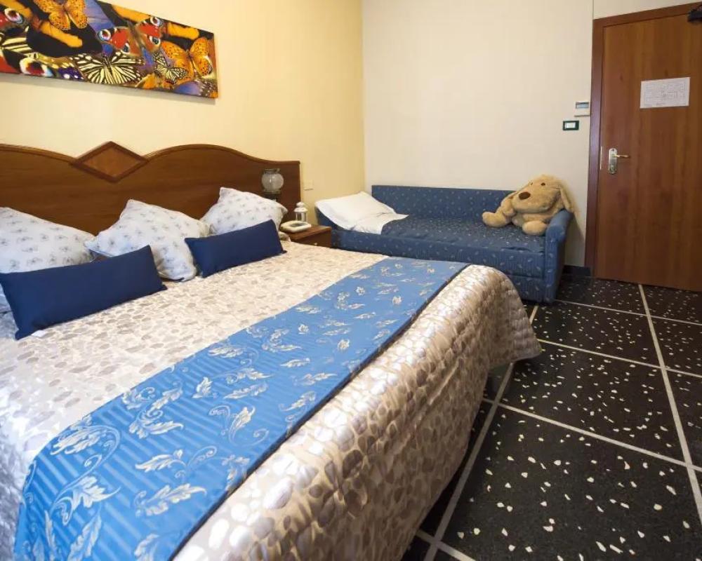 фото Hotel Bristol