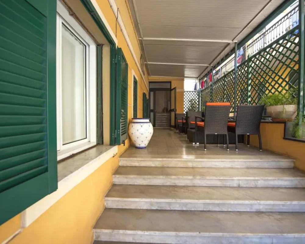 фото Hotel Bristol