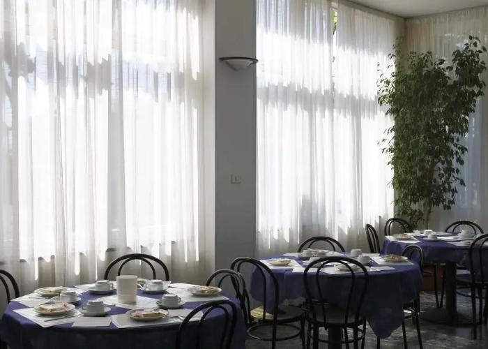 Real Park Hotel