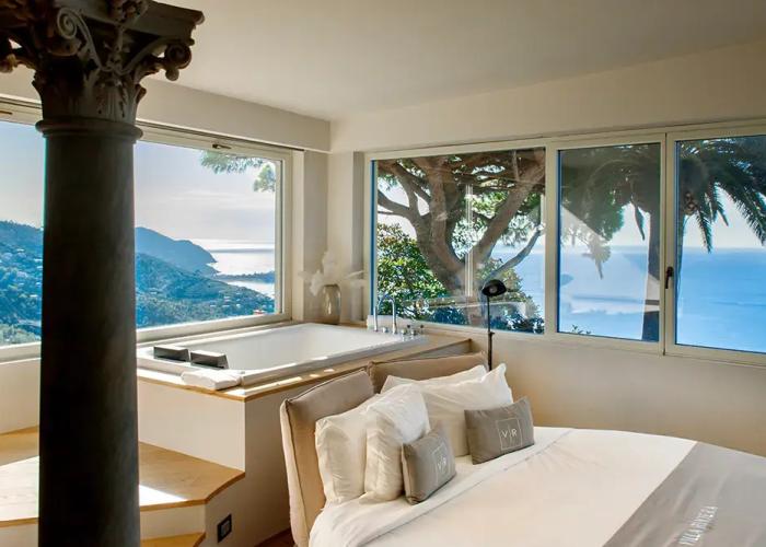 Villa Riviera Resort