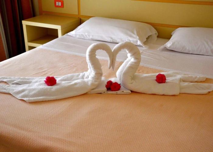 Hotel Baia Di Trainiti