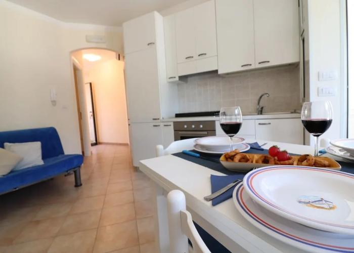 Bright Apartment 