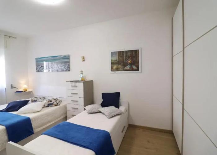 Luisa Holiday House With Air Conditioning And Balcony