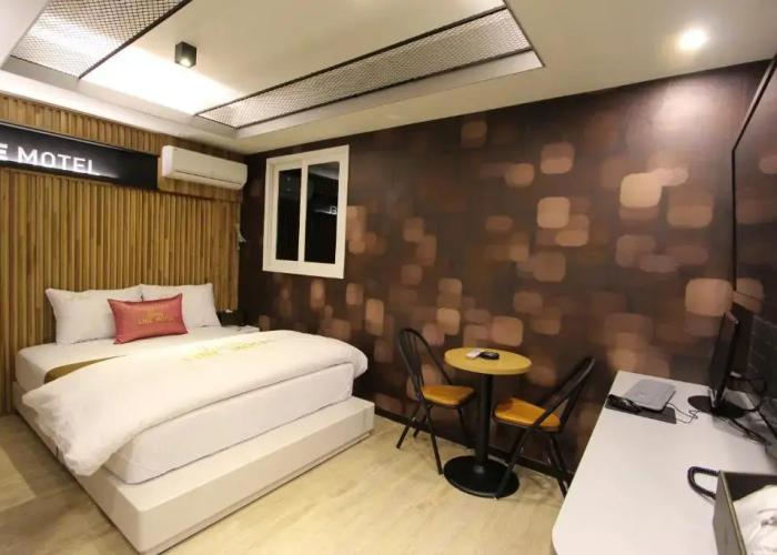 Daegu Gyungbuk National University Line