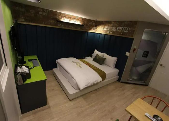 Daegu Gyungbuk National University Line