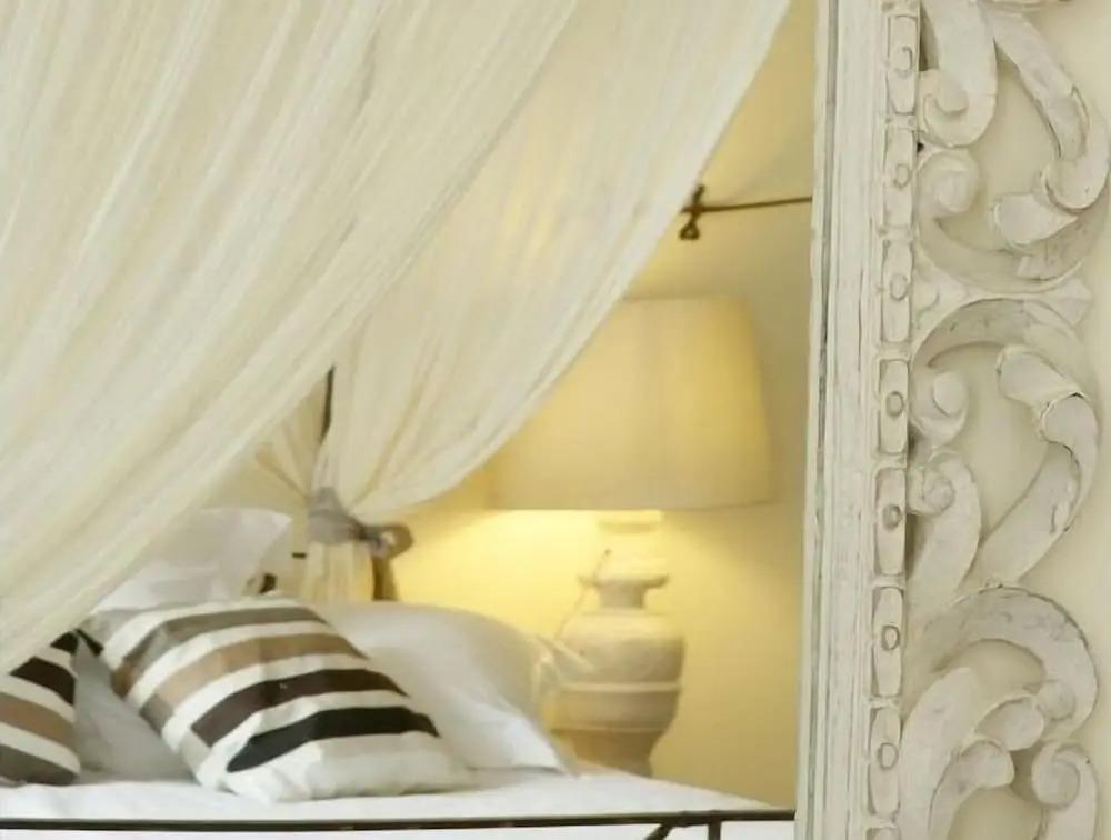 La Maison Rouge D'uzes