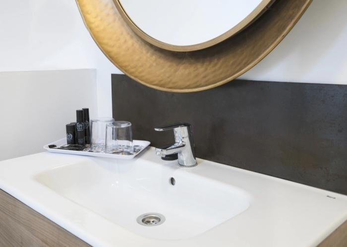 El Charco Suites