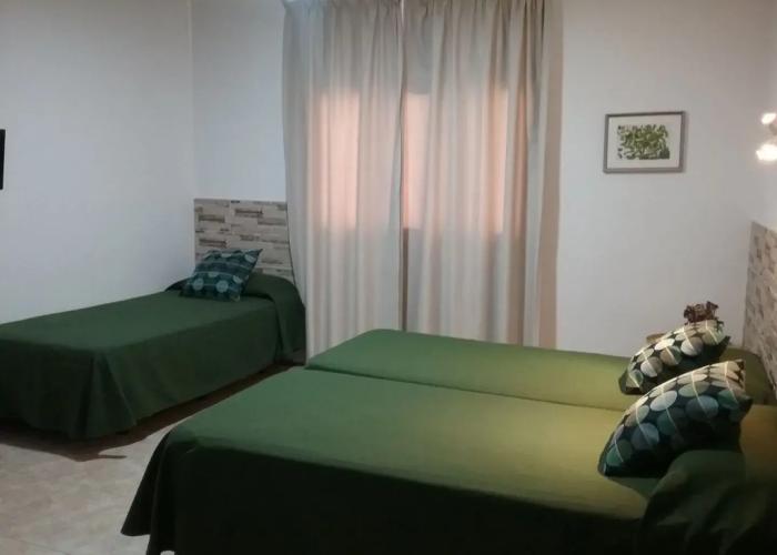 Hostal Residencia Cardona