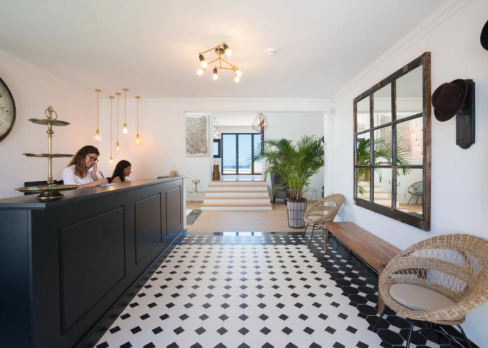 La Concha Boutique Apartments - Adults Only