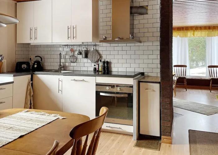 7 Person Holiday Home in Grisslehamn-by Traum