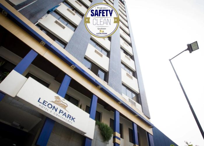 Leon Park Hotel e Convenções