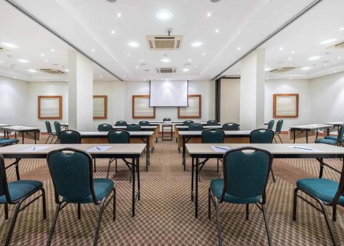 Hotel Cassino Tower Campinas Cambui By Nacional Inn